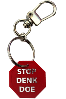 Stop Denk Doe Sleutelhanger